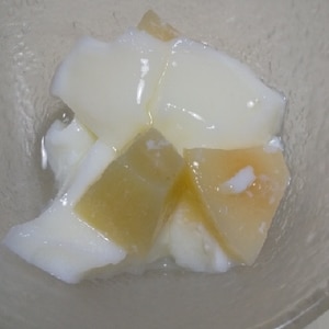 低脂肪乳で作る　フルーツ牛乳寒天